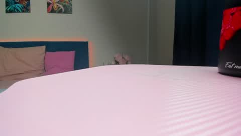 kimkittyns online show from 06/13/26, 10:08