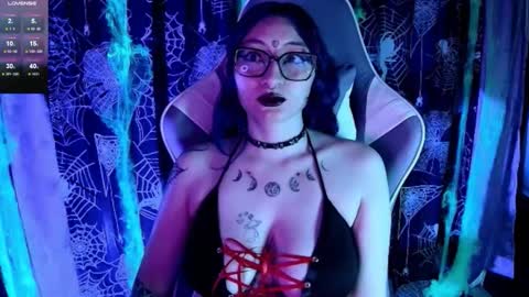   online show from 10/26/25, 01:28