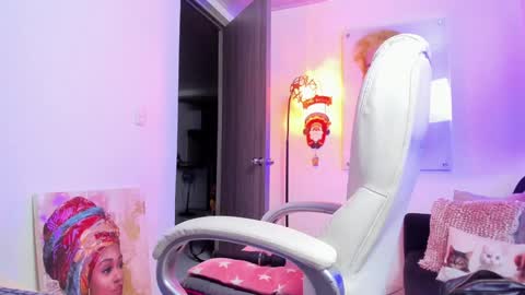 kimmberly_saenz_ online show from 12/07/24, 12:52