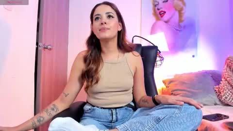 kimmberly_saenz_ online show from 11/29/25, 10:13