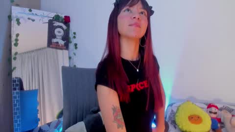 Snapshot of kimmcarter chatting on 10/28/25, 02:37 Kimm online show from 10/28/25, 02:37