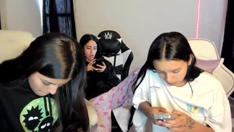 kimmi online show from 02/24/25, 10:25