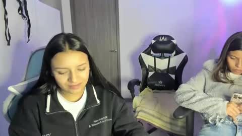 kimmi online show from 11/10/25, 11:15