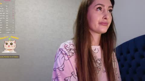 Kimmie online show from 10/20/25, 06:08