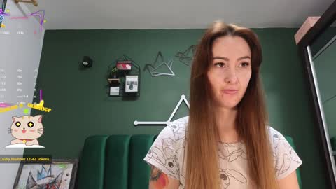 Snapshot of kimmie_ chatting on 12/14/25, 09:25 Kimmie online show from 12/14/25, 09:25