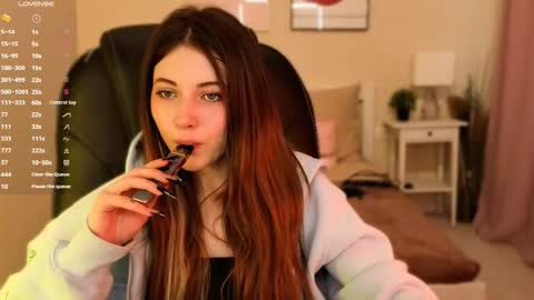  Your Kimmie  follow me  online show from 05/27/26, 03:31