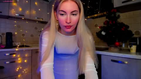 Snapshot of kimmy1_powell chatting on 01/12/25, 09:30 kimmy1_powell online show from 01/12/25, 09:30