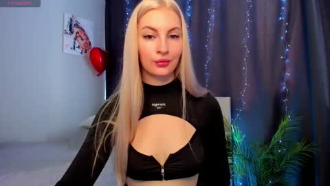 Snapshot of kimmy1_powell chatting on 09/21/25, 04:47 kimmy1_powell online show from 09/21/25, 04:47