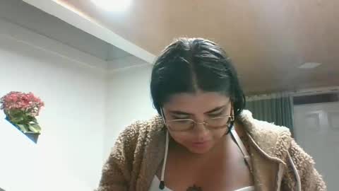 Kimmy online show from 12/04/24, 11:24