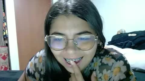 Kimmy online show from 01/08/26, 01:30