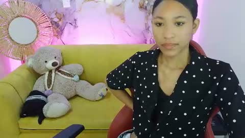 Snapshot of kimmy_m_ chatting on 06/10/26, 12:26 kimmy_m_ online show from 06/10/26, 12:26