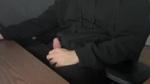 Snapshot of kimmy_muc chatting on 10/27/25, 06:39 kimmy_muc online show from 10/27/25, 06:39