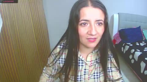 Snapshot of kimmy_naughty_ chatting on 02/10/25, 12:19 DAYANA online show from 02/10/25, 12:19
