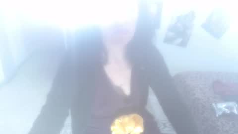 Kimmy online show from 12/15/24, 09:09