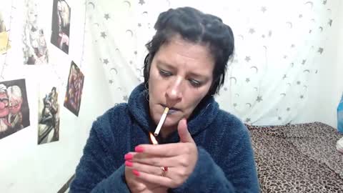 Kimmy online show from 01/04/25, 07:44