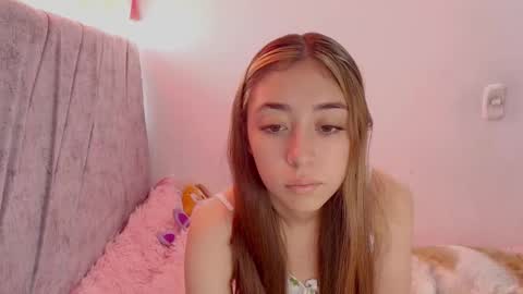 kimm online show from 11/04/25, 01:54