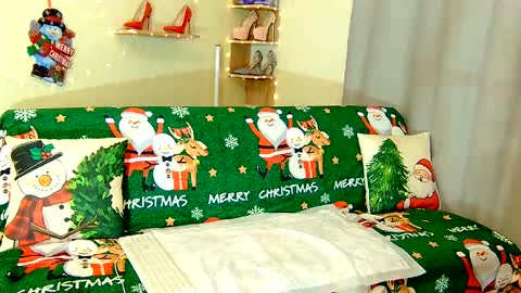 Kim online show from 12/25/24, 07:56