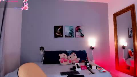 Kim online show from 06/22/26, 02:46