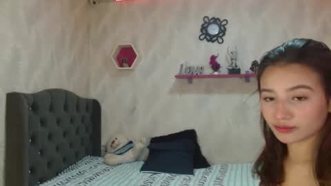 Snapshot of kimty_ chatting on 09/10/25, 11:27 kimty online show from 09/10/25, 11:27