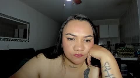 Snapshot of kimystonee chatting on 03/10/25, 01:21 ANDREA online show from 03/10/25, 01:21