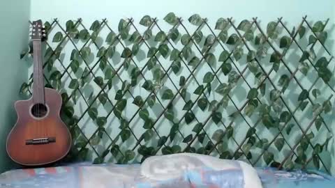 Snapshot of kimzu2830 chatting on 01/29/25, 02:51 Kim and Zuka online show from 01/29/25, 02:51