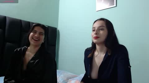 Snapshot of kimzu2830 chatting on 10/12/25, 02:10 Kim and Zuka online show from 10/12/25, 02:10