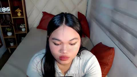 Snapshot of kina_greyx chatting on 03/09/26, 05:44 kina online show from 03/09/26, 05:44
