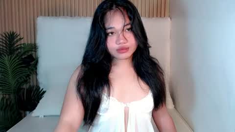Snapshot of kina_greyx chatting on 07/14/26, 06:51 kina online show from 07/14/26, 06:51