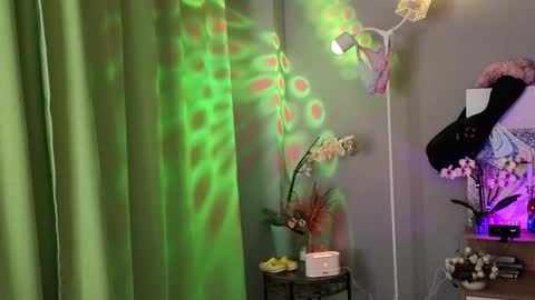 Snapshot of kina_ka chatting on 11/08/25, 09:31 kina_ka online show from 11/08/25, 09:31