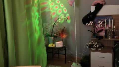 Snapshot of kina_ka chatting on 11/14/25, 09:13 kina_ka online show from 11/14/25, 09:13