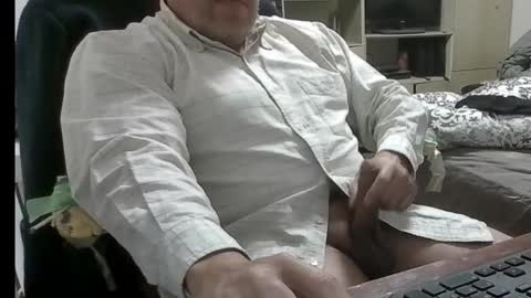 Snapshot of kinchan069 chatting on 10/24/25, 09:17 kinchan069 online show from 10/24/25, 09:17