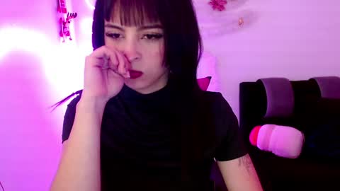 Kind Scarlett online show from 01/06/25, 01:09