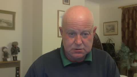 kindahairy4u online show from 10/25/25, 06:02