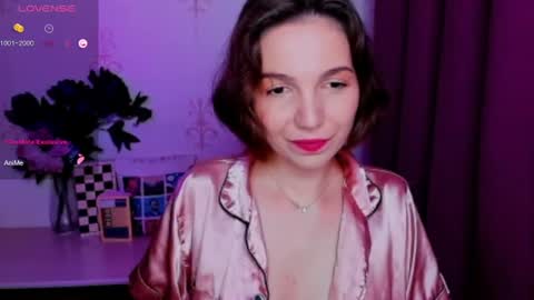 Hazel online show from 07/24/26, 12:08