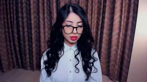 Megan online show from 11/10/25, 05:06