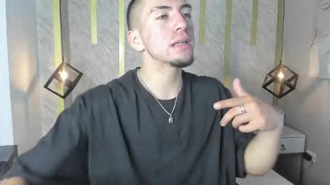 Snapshot of king_dante_ chatting on 03/10/25, 08:12 King Dante online show from 03/10/25, 08:12