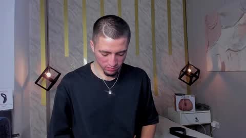 Snapshot of king_dante_ chatting on 03/11/25, 12:11 King Dante online show from 03/11/25, 12:11