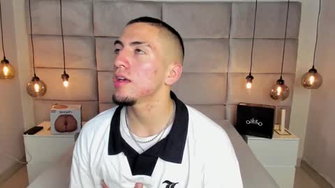Snapshot of king_dante_ chatting on 03/11/25, 09:15 King Dante online show from 03/11/25, 09:15
