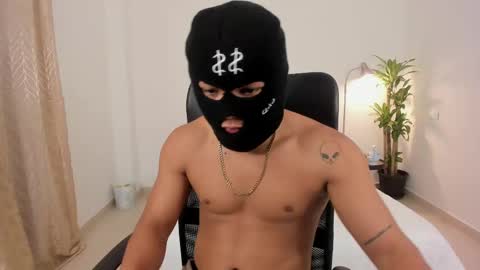 king_master77 online show from 02/20/25, 11:20