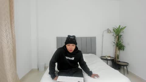 king_master77 online show from 03/06/25, 11:14