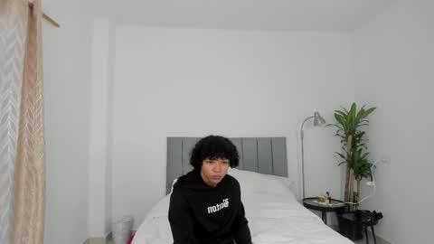 king_master77 online show from 03/11/25, 11:33