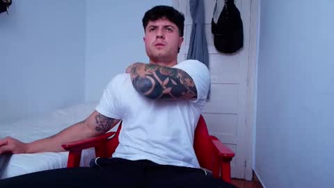 Snapshot of king_master_juan chatting on 10/23/25, 05:01 The Best Master online show from 10/23/25, 05:01