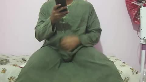 Snapshot of king_of_arabians chatting on 04/06/26, 09:27 king_of_arabians online show from 04/06/26, 09:27