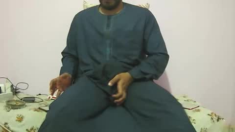 Snapshot of king_of_arabians chatting on 04/25/26, 10:18 king_of_arabians online show from 04/25/26, 10:18