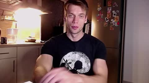 Snapshot of king_pong chatting on 12/14/25, 10:36 king_pong online show from 12/14/25, 10:36