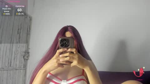 Snapshot of king_sex93perron chatting on 01/17/25, 03:23 Valeska y Deivi online show from 01/17/25, 03:23