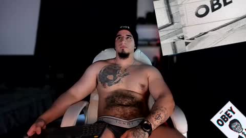 King Bear online show from 02/02/25, 08:02