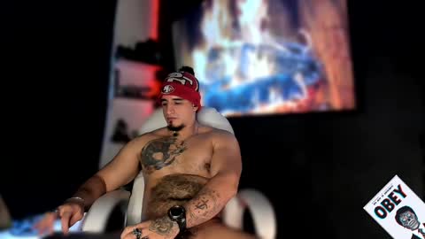 King Bear online show from 02/08/25, 06:43