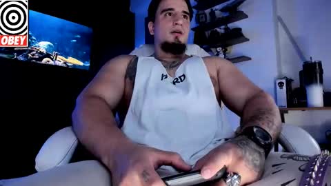 King Bear online show from 11/17/25, 08:58