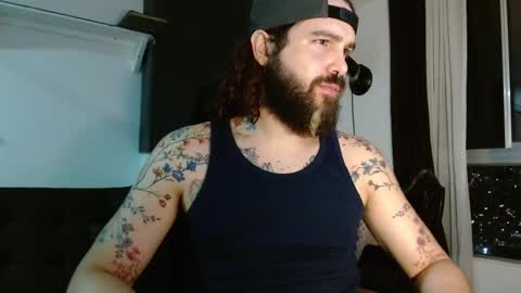 Snapshot of kingcat420 chatting on 10/18/25, 01:08 Jake online show from 10/18/25, 01:08